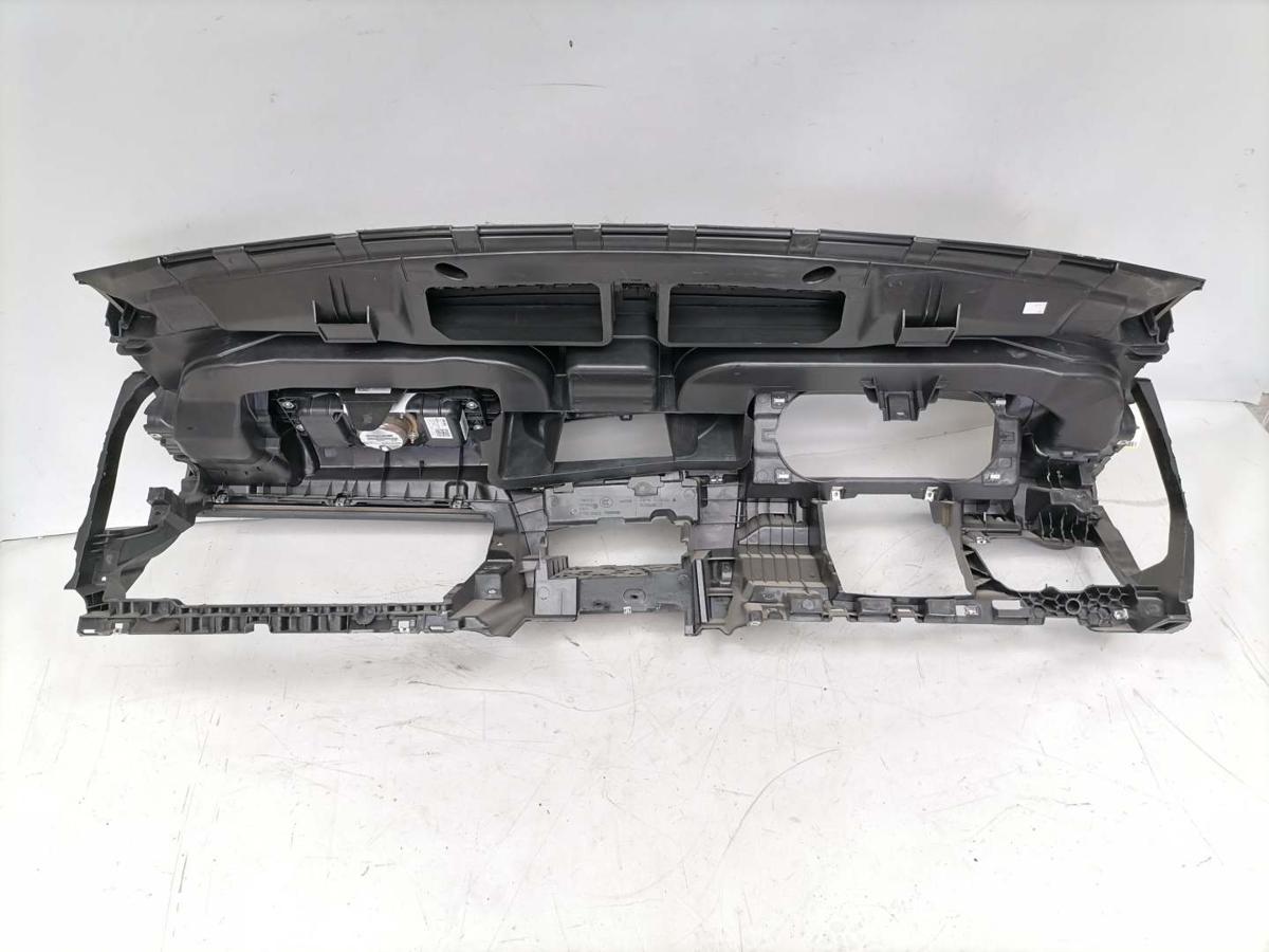 VW Golf 7 original Armaturenbrett Facelift ab 2017 Bj.2020